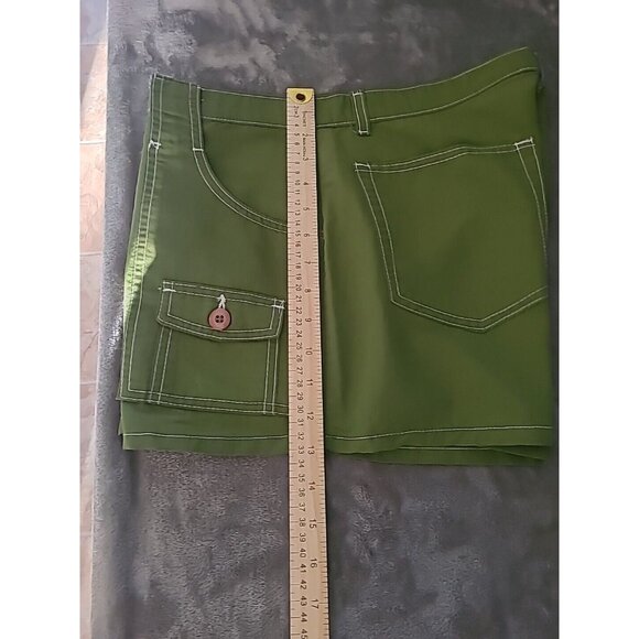 Chazz Vintage 90s Women High Waisted Olive Green Short Sz 9 Made USA 100% Nylon - Picture 8 of 15